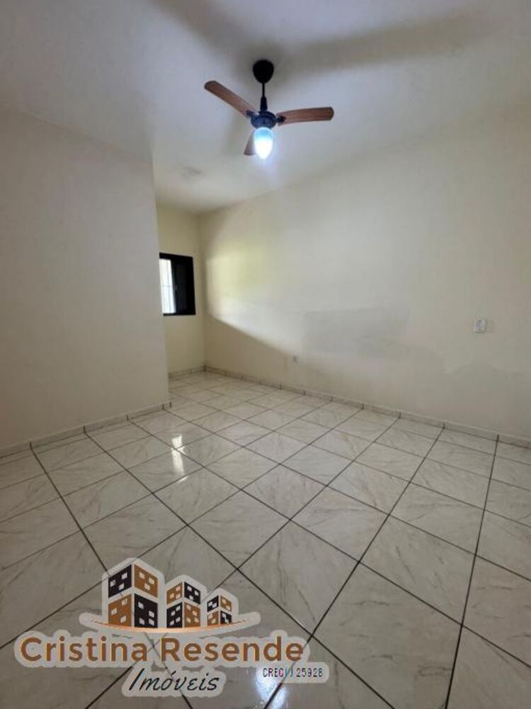 Casa à venda com 2 quartos, 360m² - Foto 7