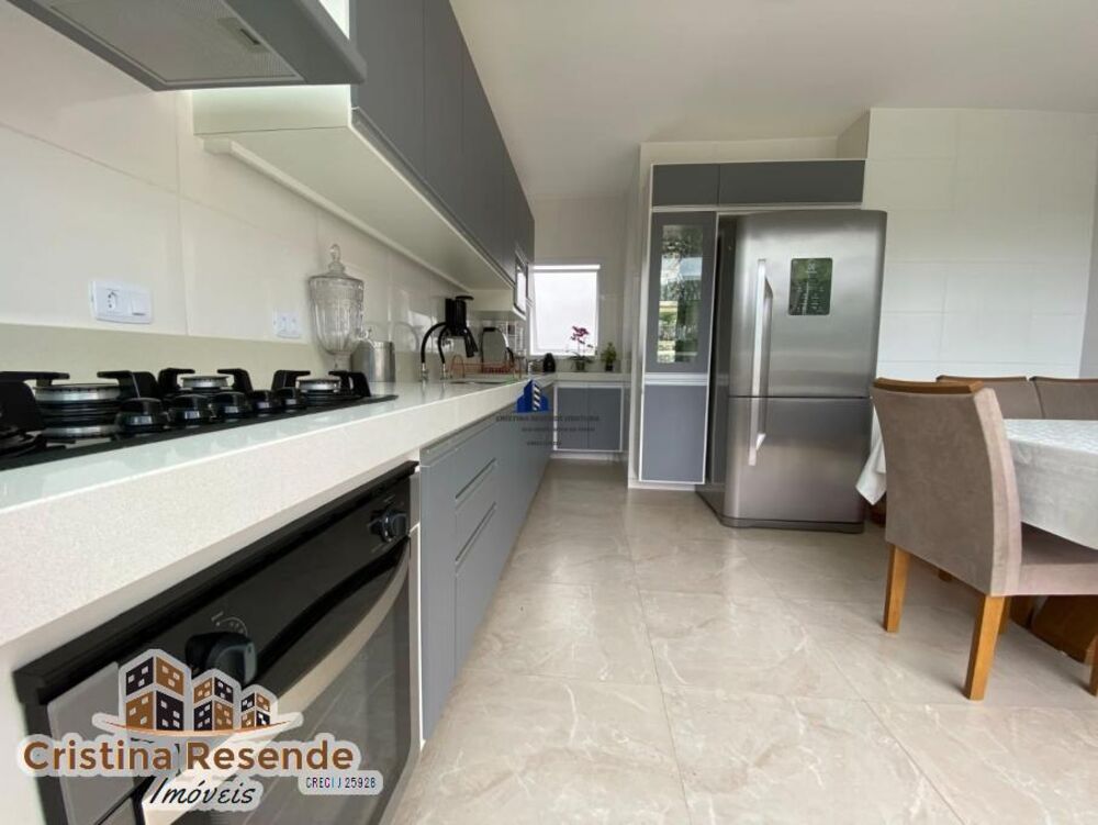 Apartamento, 3 quartos, 150 m² - Foto 1