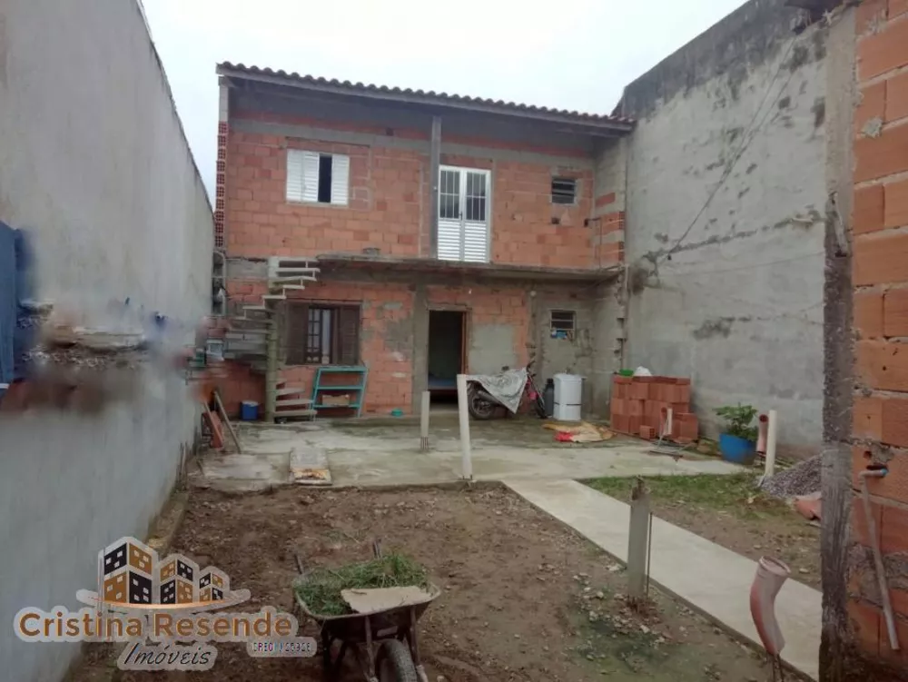 Sobrado à venda com 2 quartos, 200m² - Foto 1