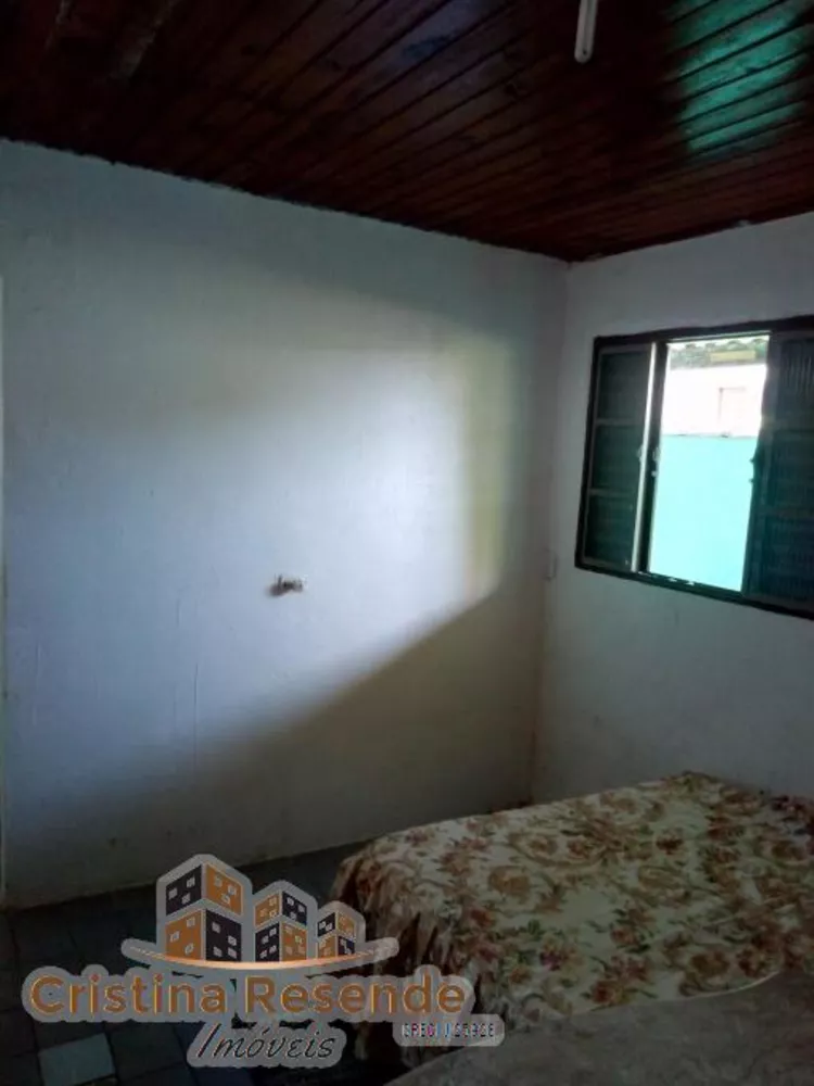 Sobrado à venda com 4 quartos, 400m² - Foto 1