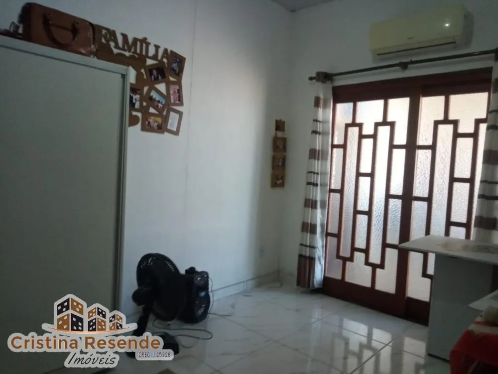 Casa, 3 quartos, 195 m² - Foto 2