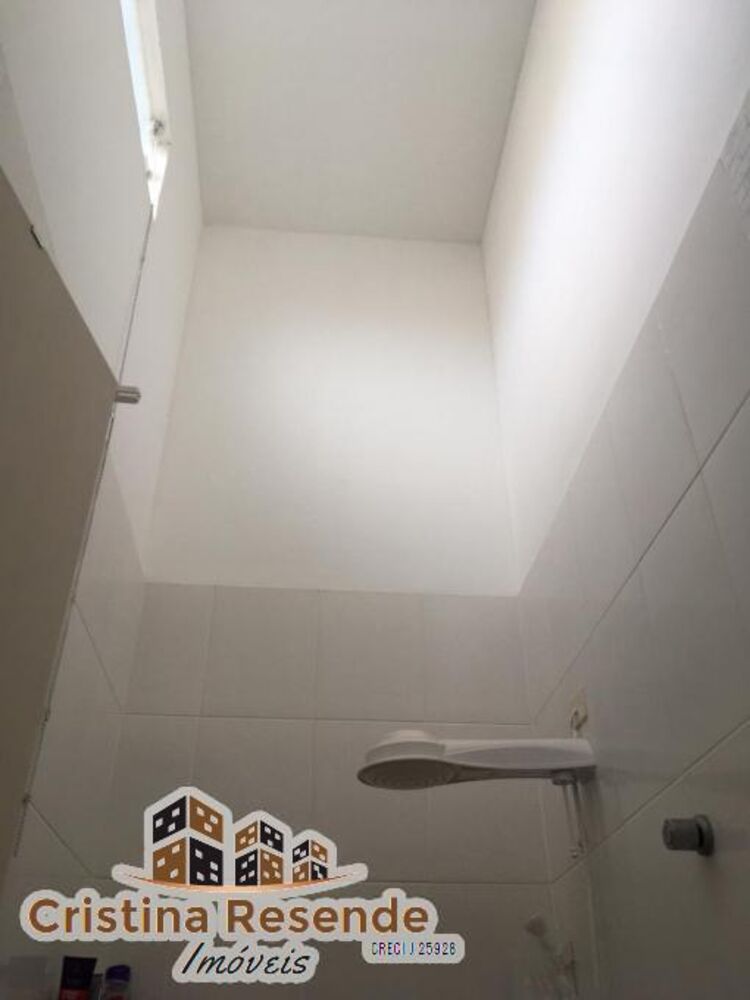 Casa à venda com 2 quartos, 11033m² - Foto 13