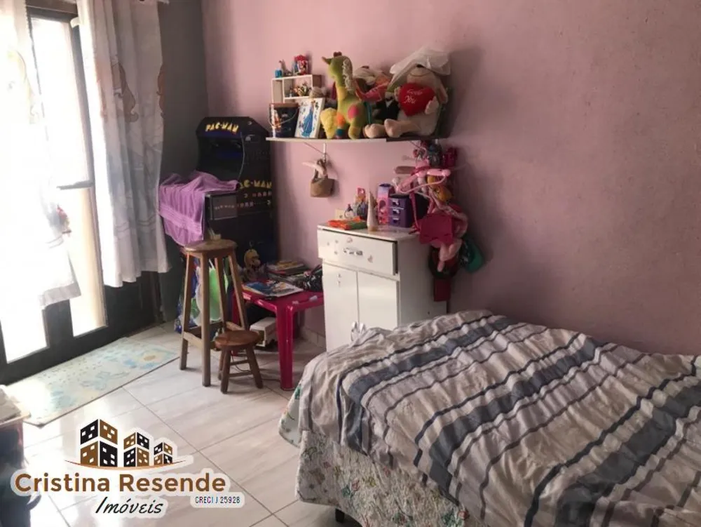 Casa, 3 quartos, 250 m² - Foto 11