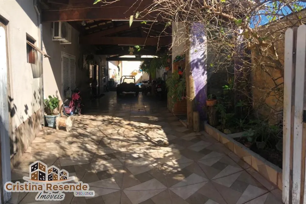 Casa, 3 quartos, 250 m² - Foto 1