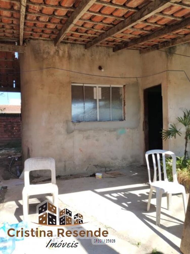 Casa, 4 quartos, 225 m² - Foto 1