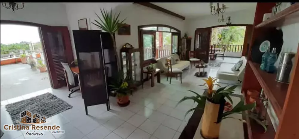 Casa de Condomínio à venda com 2 quartos, 98m² - Foto 1