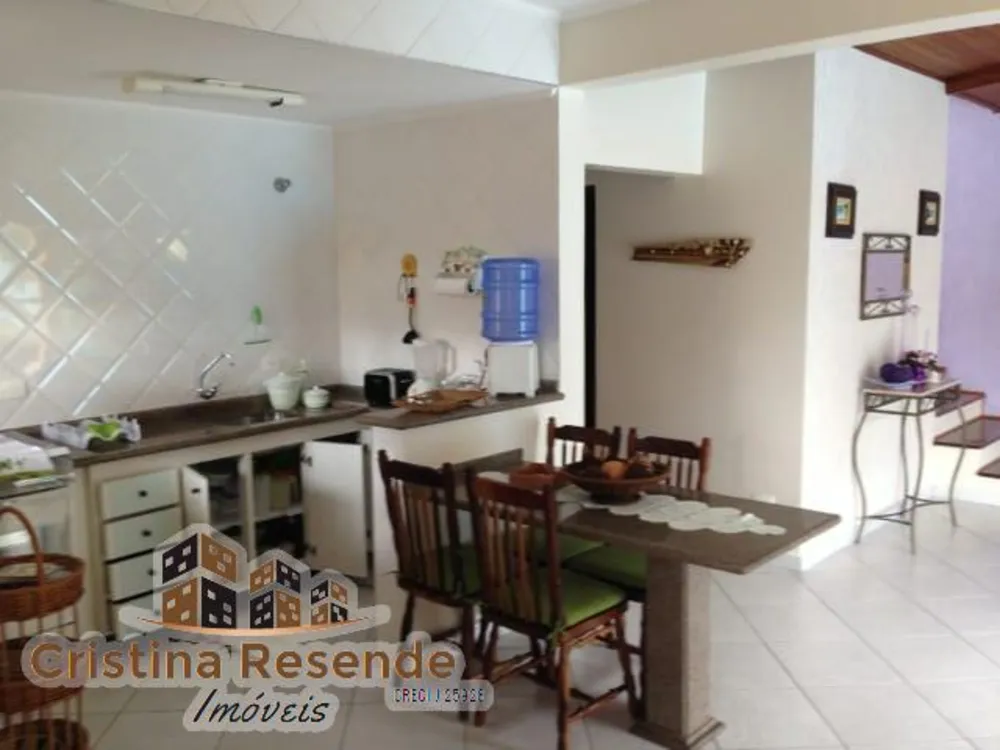 Casa, 4 quartos, 240 m² - Foto 12