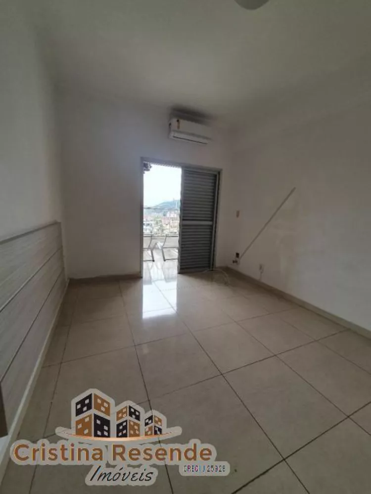 Apartamento à venda com 4 quartos, 232m² - Foto 5