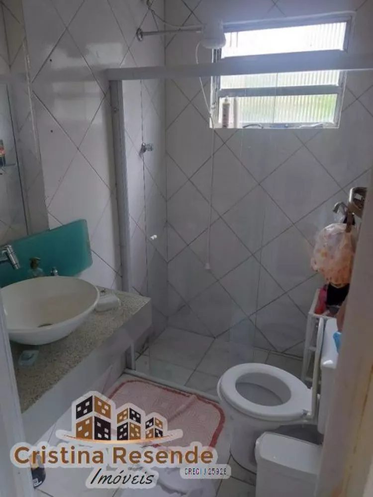 Casa à venda com 1 quarto, 70m² - Foto 6