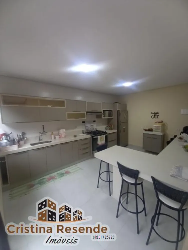 Casa, 3 quartos, 250 m² - Foto 6