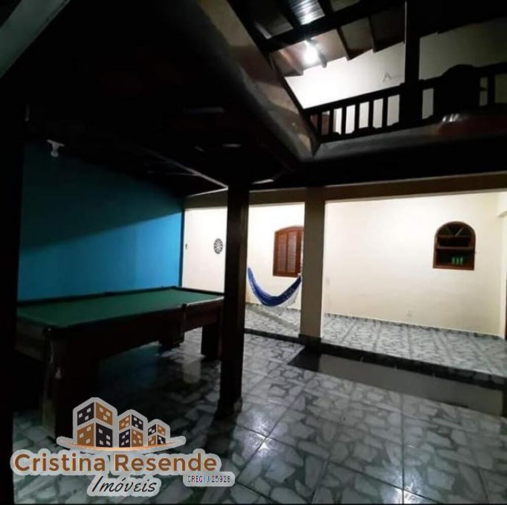 Casa, 4 quartos, 230 m² - Foto 1