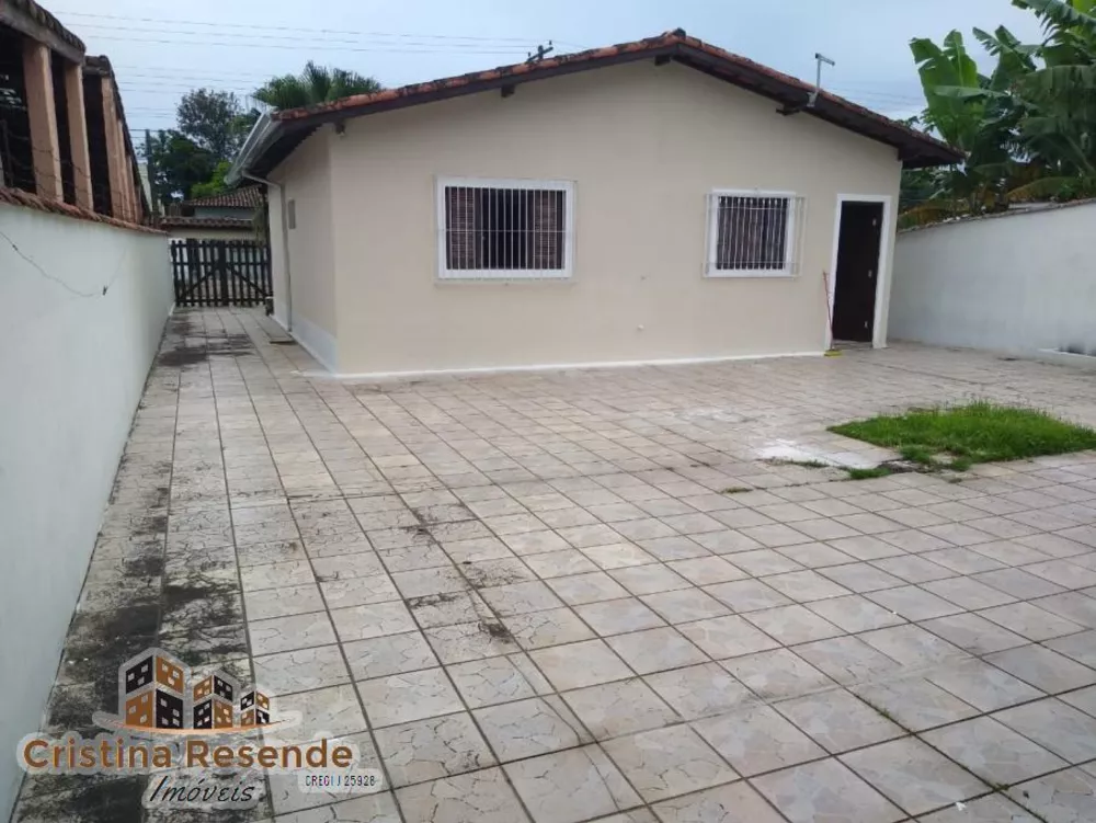 Casa à venda com 3 quartos, 360m² - Foto 1