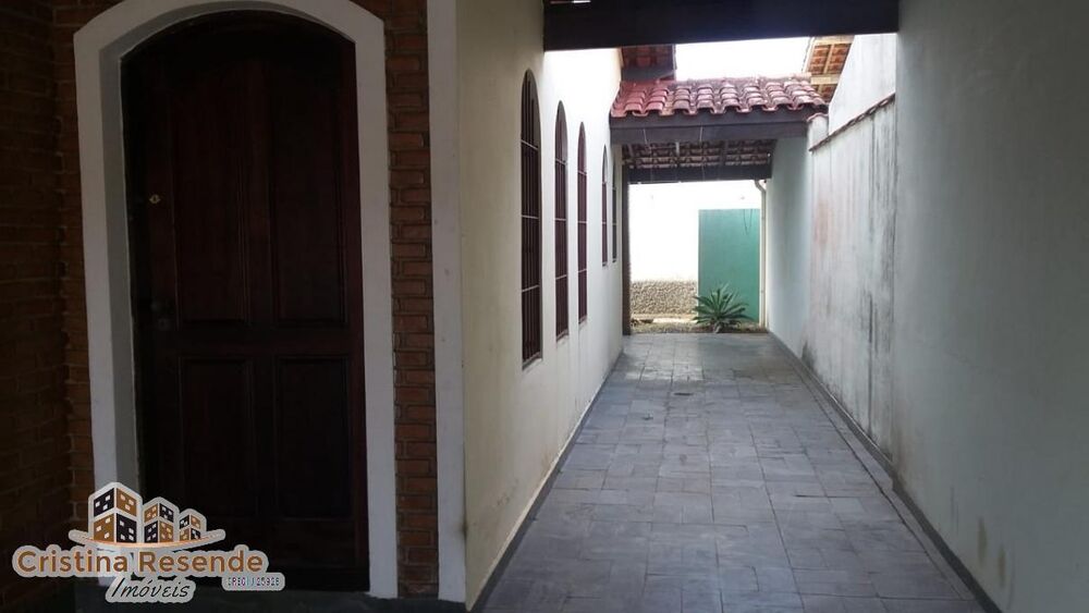 Casa à venda com 4 quartos, 360m² - Foto 4