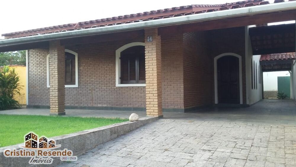 Casa à venda com 4 quartos, 360m² - Foto 1