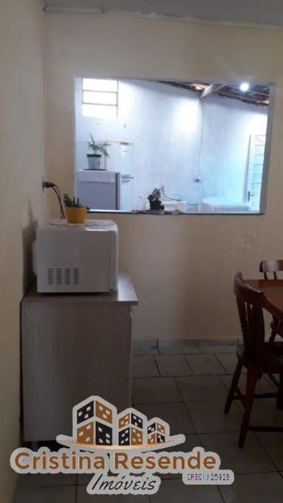 Casa à venda com 3 quartos, 190m² - Foto 3