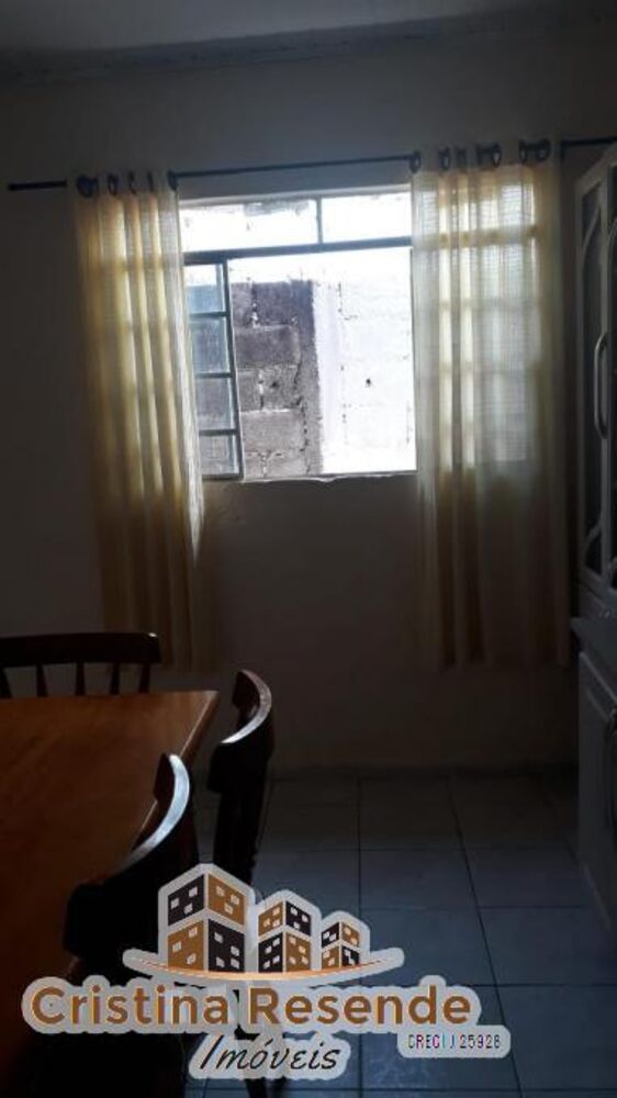 Casa à venda com 3 quartos, 190m² - Foto 4