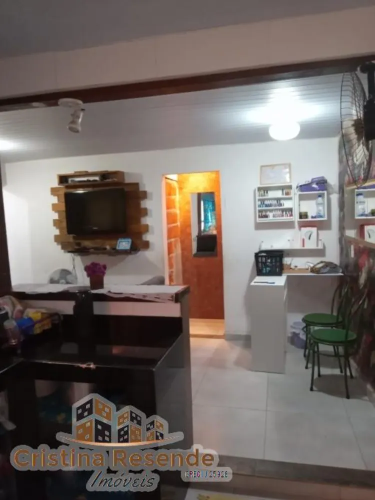 Casa, 3 quartos, 220 m² - Foto 1
