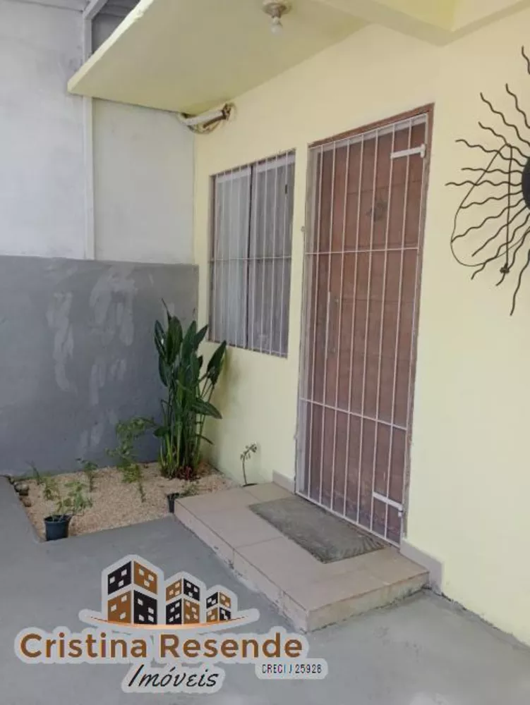 Casa à venda com 2 quartos, 150m² - Foto 3