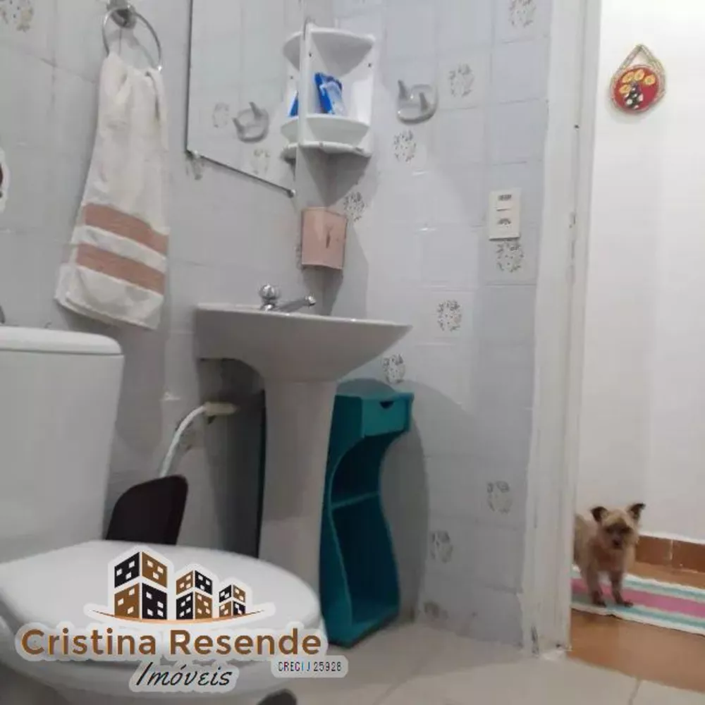 Casa à venda com 2 quartos, 250m² - Foto 10