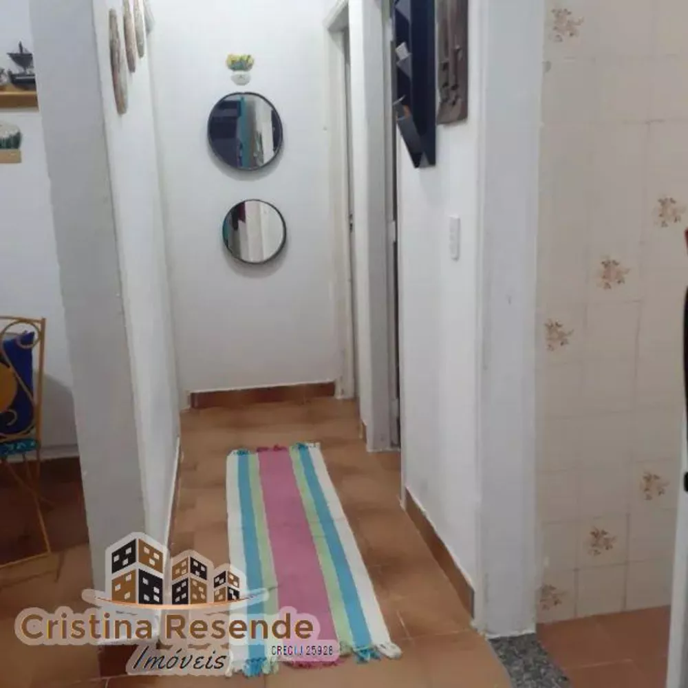 Casa à venda com 2 quartos, 250m² - Foto 9