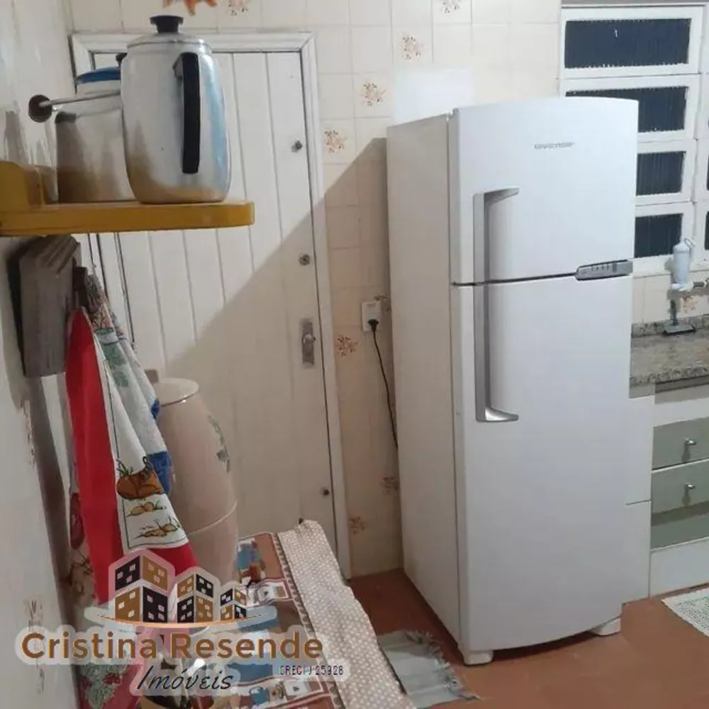 Casa à venda com 2 quartos, 250m² - Foto 13