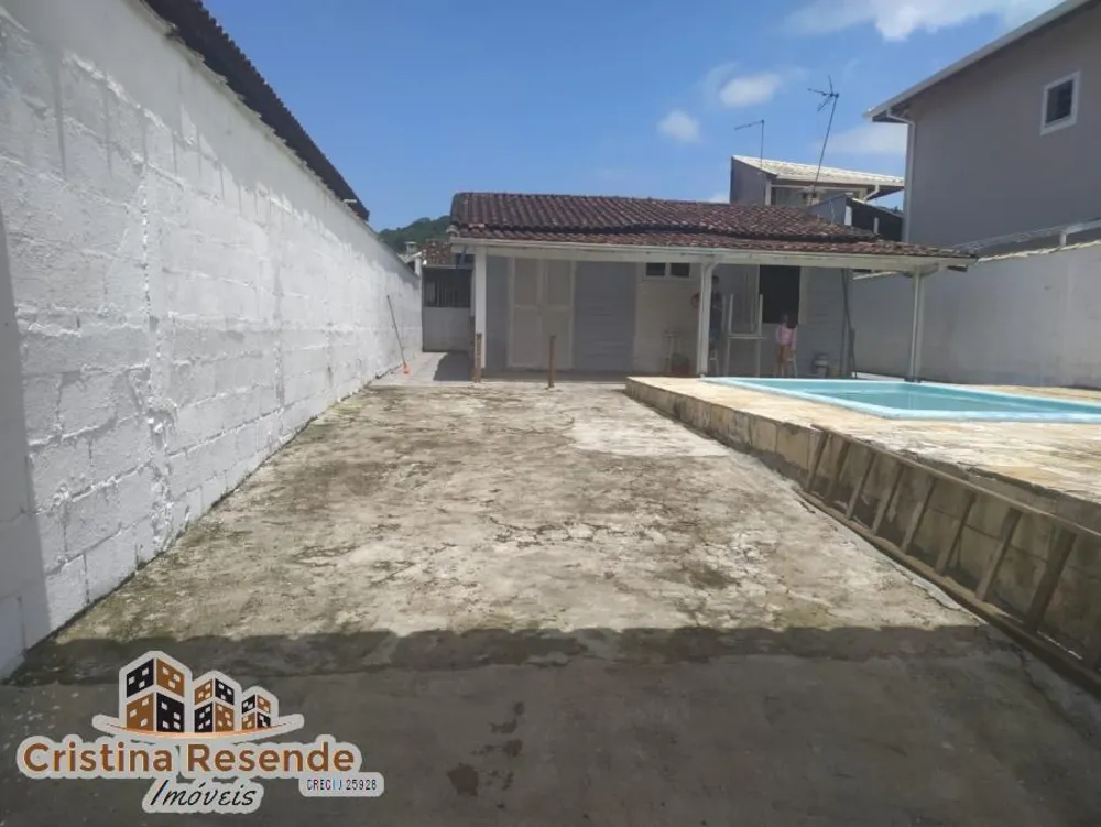 Casa, 3 quartos, 250 m² - Foto 2