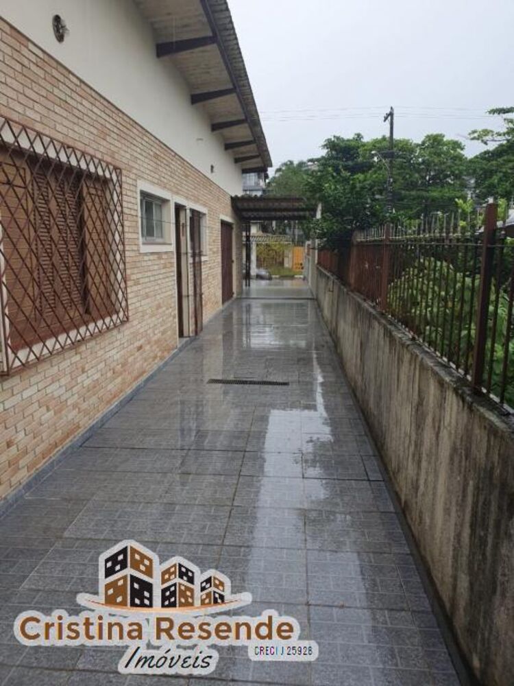 Casa, 3 quartos, 184 m² - Foto 1