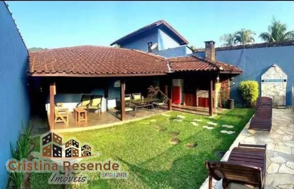 Casa, 3 quartos, 240 m² - Foto 1