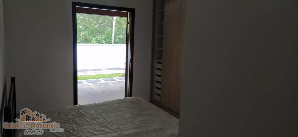 Casa à venda com 2 quartos, 300m² - Foto 3