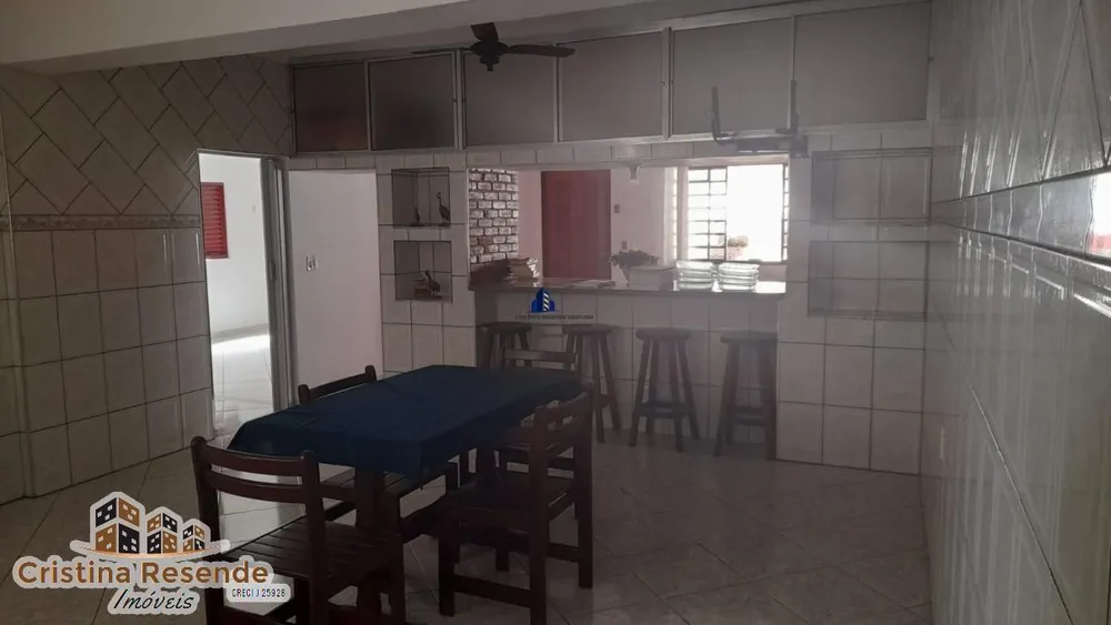 Casa, 3 quartos, 375 m² - Foto 1
