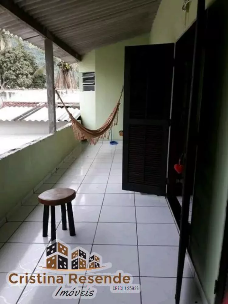 Sobrado à venda com 3 quartos, 250m² - Foto 2