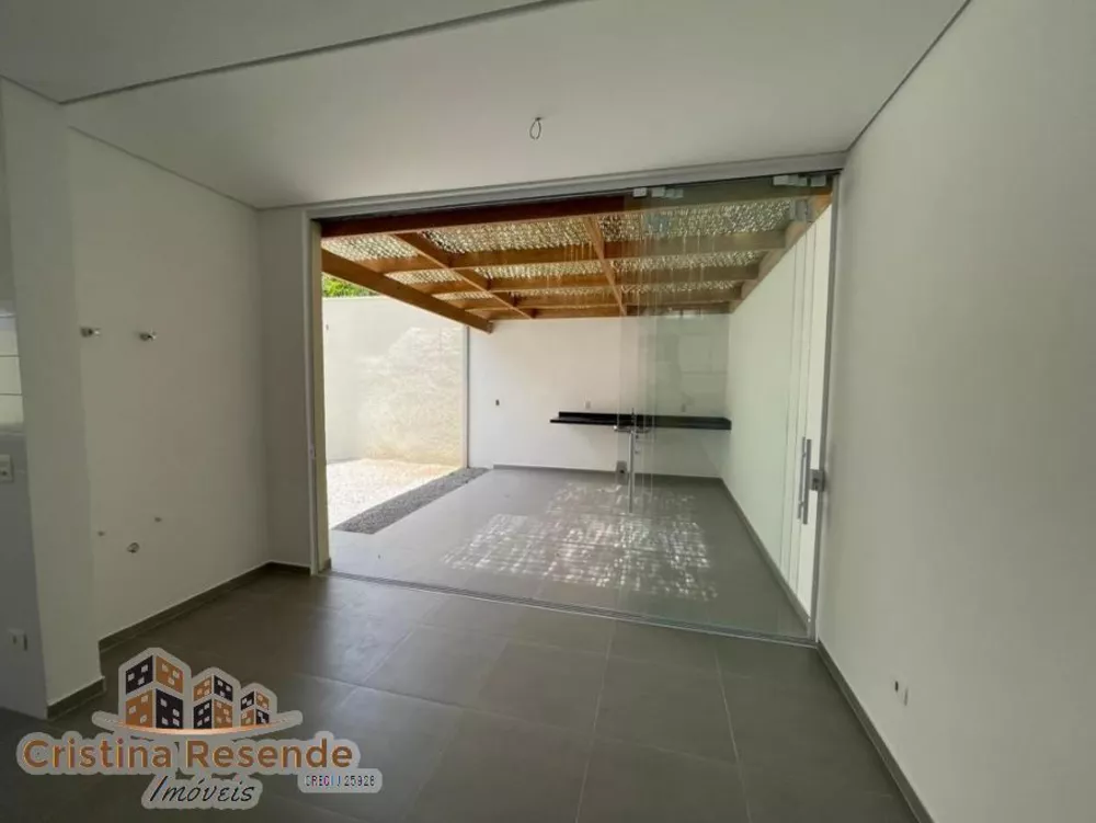 Sobrado à venda com 4 quartos, 175m² - Foto 3