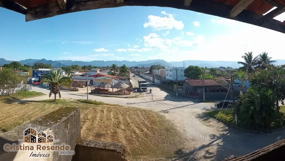 Casa à venda com 3 quartos, 500m² - Foto 2