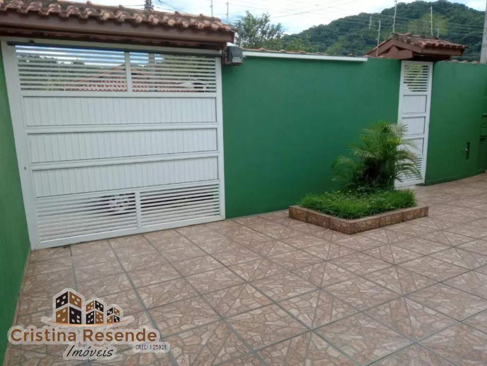 Casa à venda com 2 quartos, 140m² - Foto 2