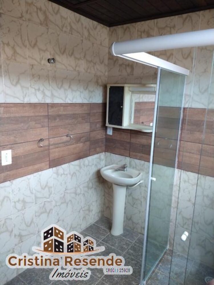 Casa à venda com 4 quartos, 299m² - Foto 2