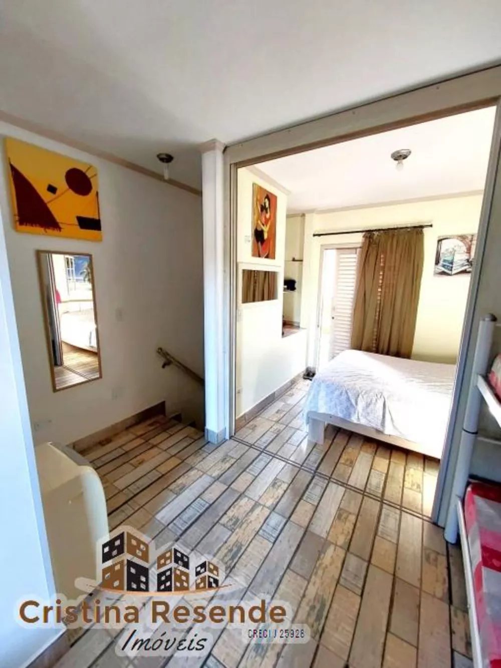 Sobrado à venda com 3 quartos, 313m² - Foto 1