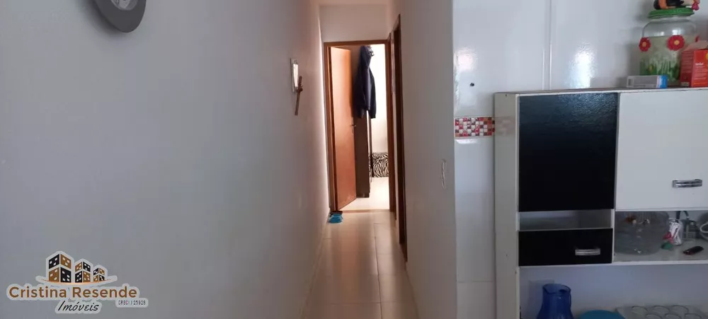 Casa à venda com 2 quartos, 150m² - Foto 3