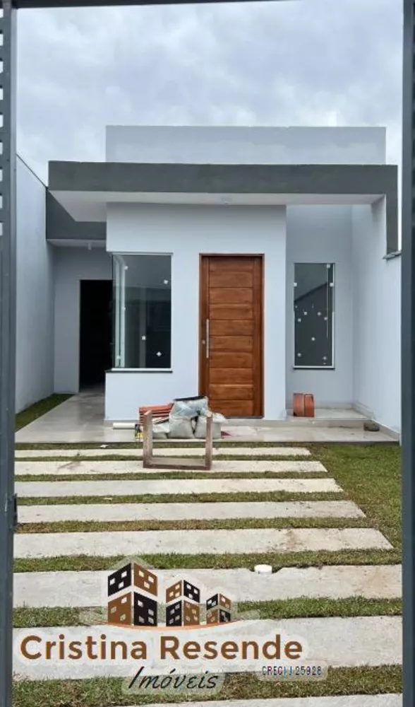 Casa à venda com 2 quartos, 125m² - Foto 1