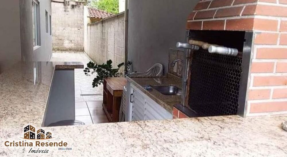 Casa, 3 quartos, 380 m² - Foto 1