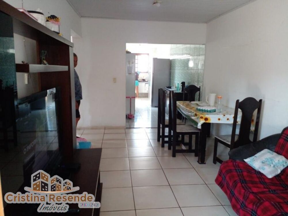 Casa, 2 quartos, 300 m² - Foto 2