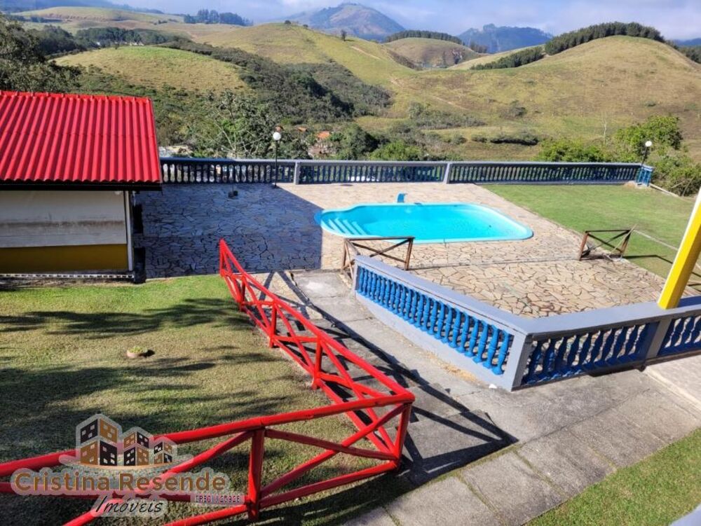 Chácara à venda com 4 quartos, 1800m² - Foto 2