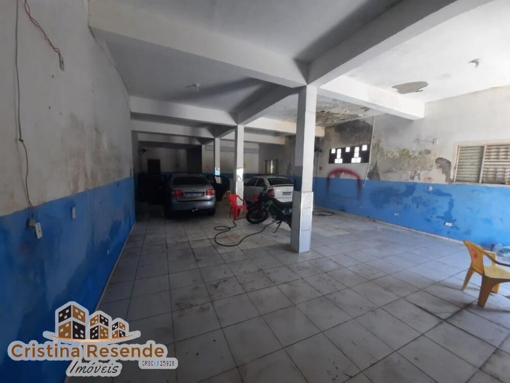 Casa, 3 quartos, 300 m² - Foto 1