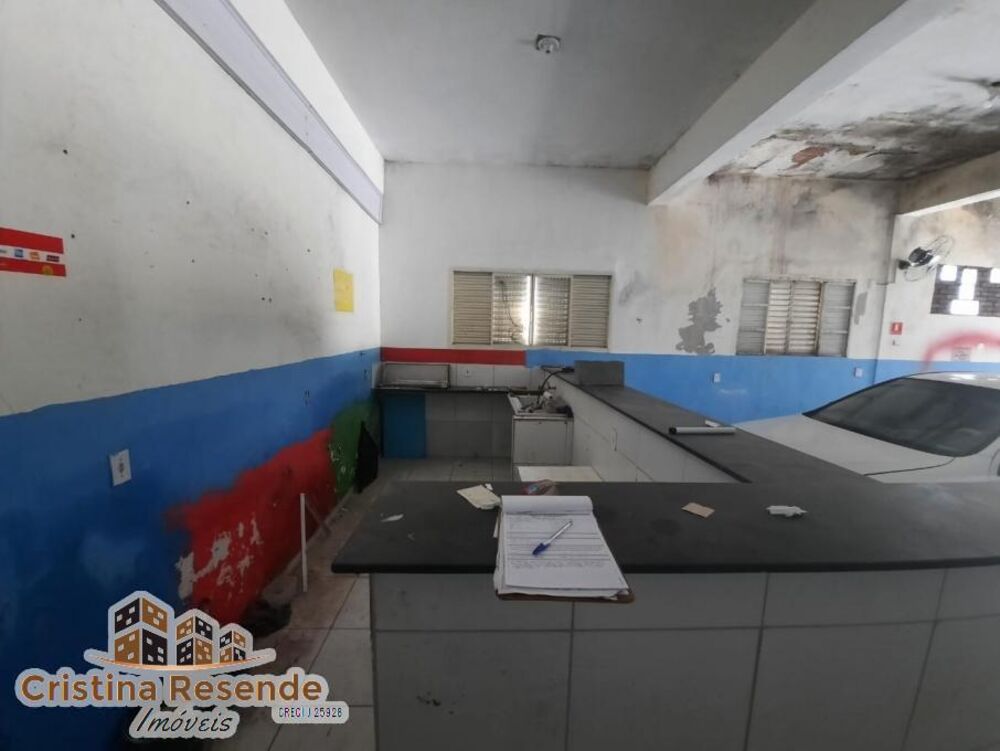 Casa, 3 quartos, 300 m² - Foto 3
