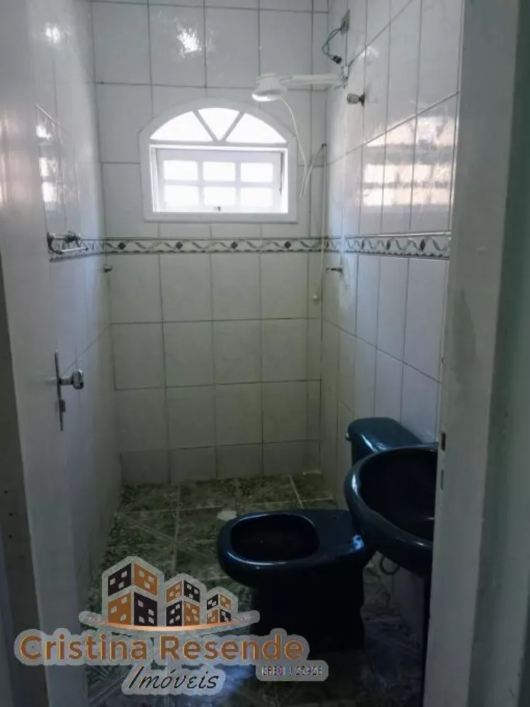 Casa à venda com 2 quartos, 100m² - Foto 4