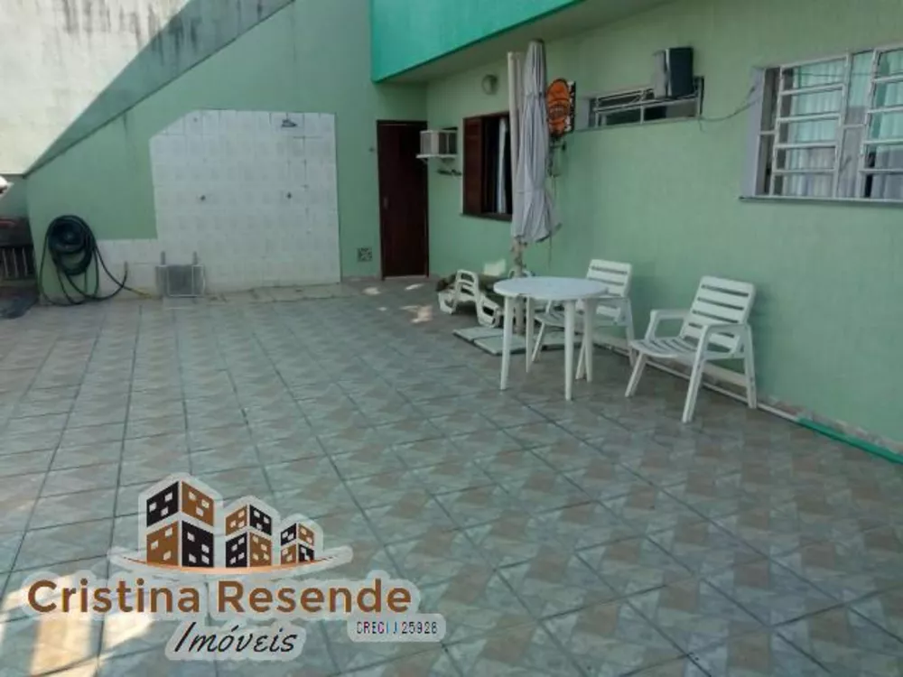 Sobrado à venda com 5 quartos, 360m² - Foto 4