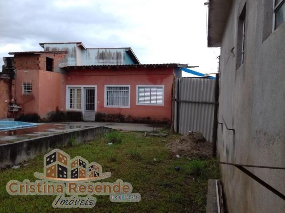 Casa à venda com 1 quarto, 500m² - Foto 2