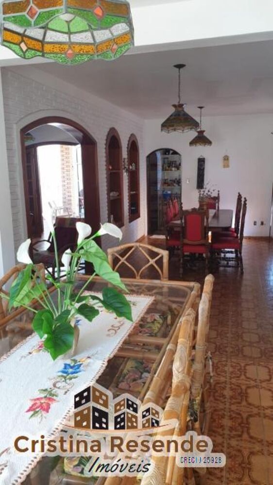 Casa, 5 quartos, 304 m² - Foto 3