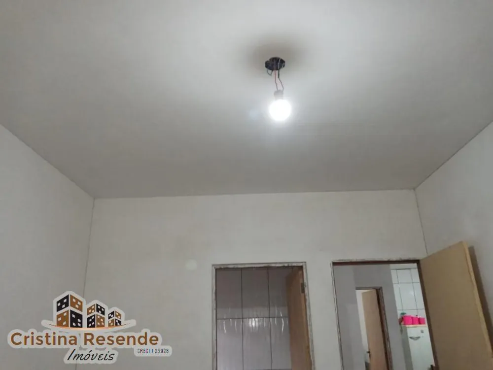 Casa, 3 quartos, 250 m² - Foto 2