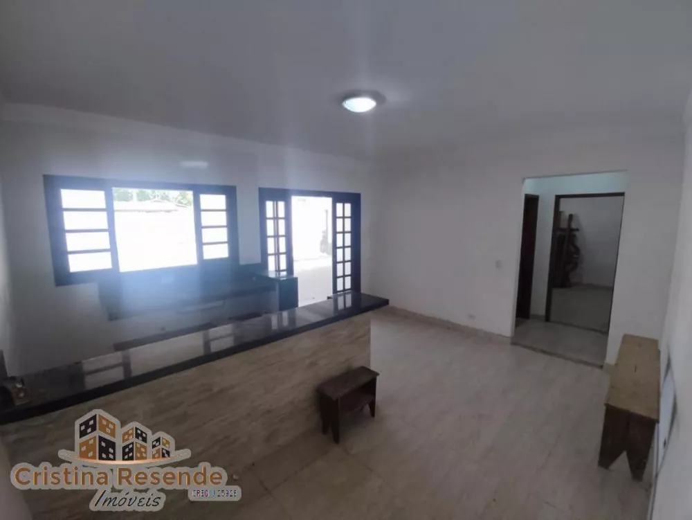 Casa à venda com 1 quarto, 250m² - Foto 5