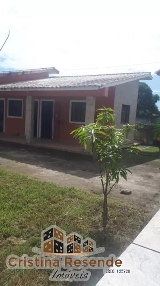 Casa à venda com 4 quartos, 250m² - Foto 3